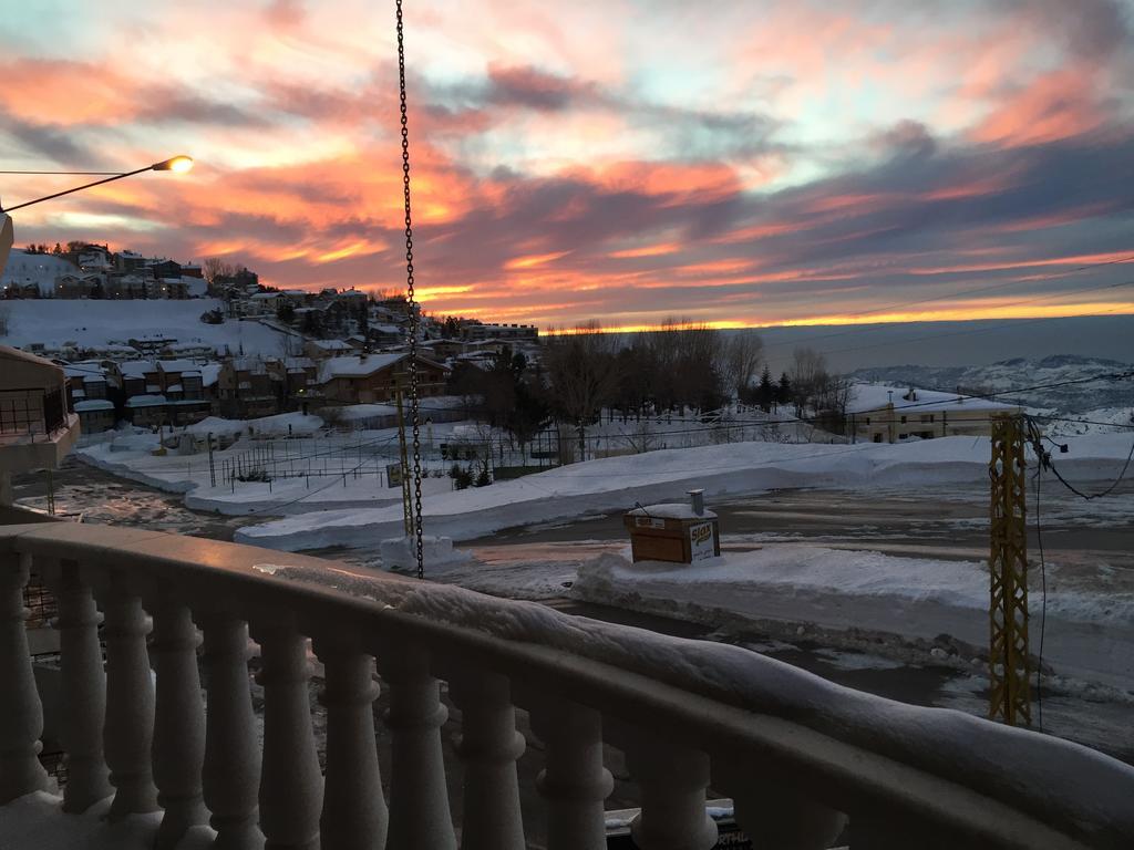 Stone Chalets Faraya Bagian luar foto